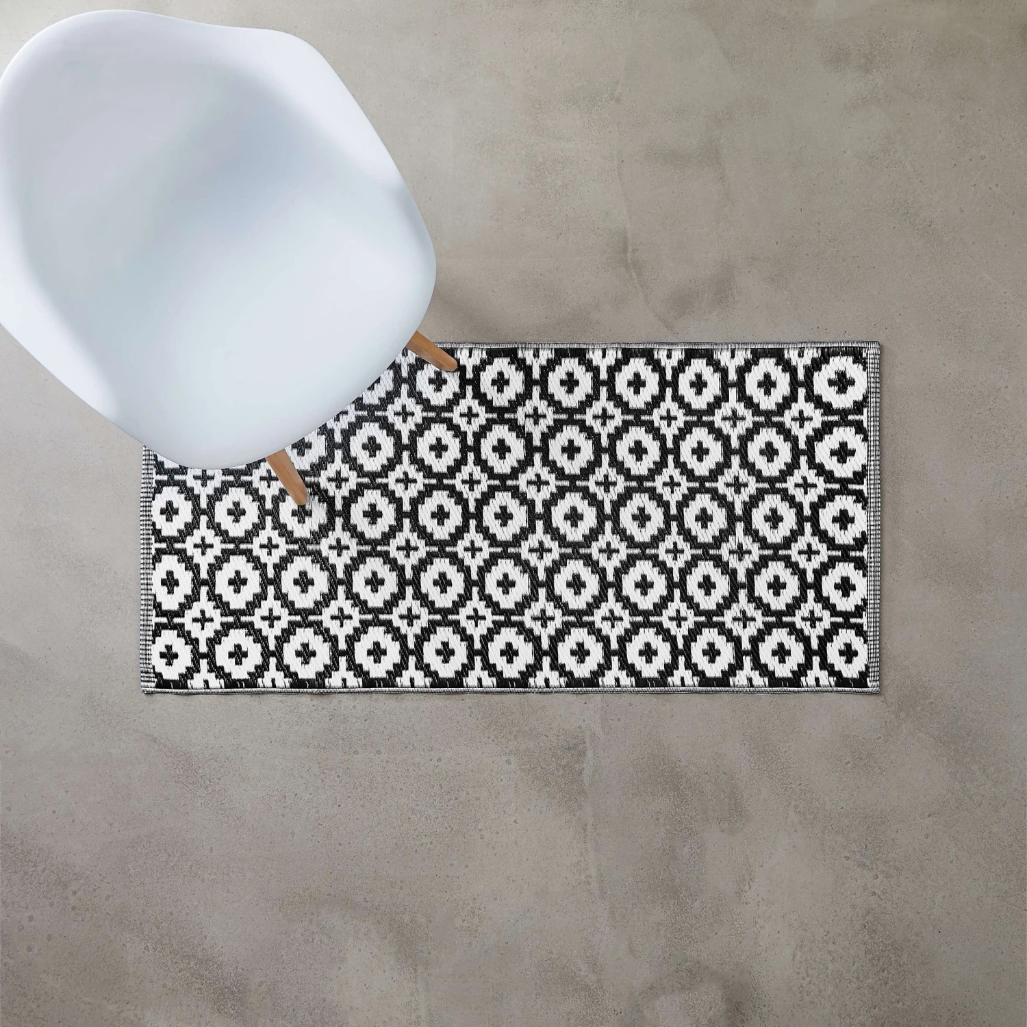 In- & Outdoor-Läufer Mosaik L 140 x B 70cm COLOUR CLASH in Schwarz-Weiß In- & Outdoor-Läufer Mosaik L 140 X B 70cm COLOUR CLASH In Schwarz-Weiß -Butlers butlers in and outdoor laufer mosaik l 140 x b 70cm colour clash in schwarz weiss 3