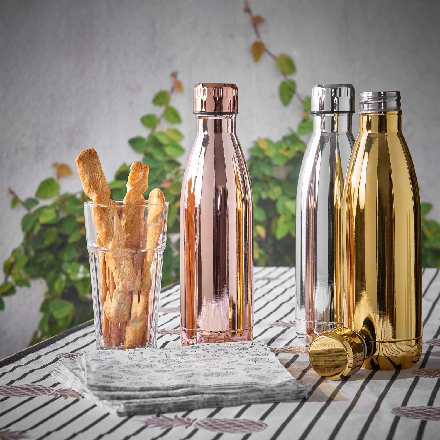 Isolierflasche 500 ml TO GO in Roségold Isolierflasche 500 Ml TO GO In Roségold -Butlers butlers isolierflasche 500 ml to go in rosegold 1