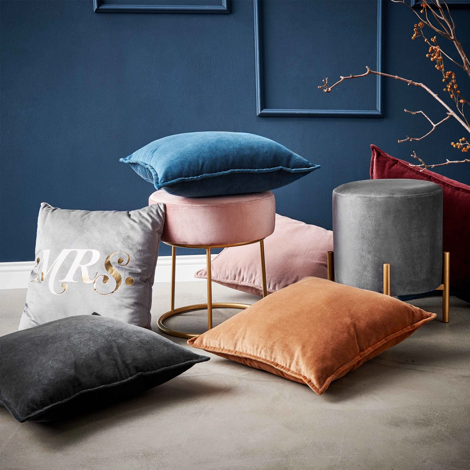 Kissen L 45 x B 45cm COTTON VELVET in Hellbraun Kissen L 45 X B 45cm COTTON VELVET In Hellbraun -Butlers butlers kissen l 45 x b 45cm cotton velvet in hellbraun 3