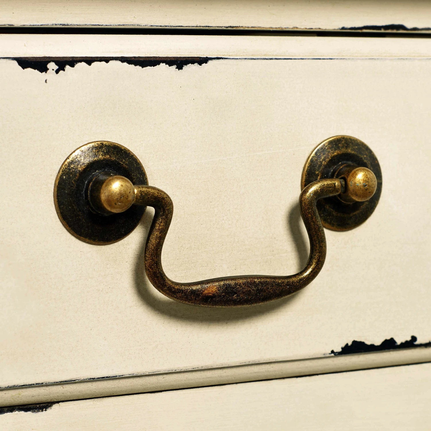 Konsolentisch mit 3 Schubladen CABOTT COVE in Creme-Braun Konsolentisch Mit 3 Schubladen CABOTT COVE In Creme-Braun -Butlers butlers konsolentisch mit 3 schubladen cabott cove in creme braun 10