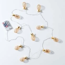 LED-Lichterkette Ananas 10 Lichter Mit USB-Batteriefach MIAMI In Gold 4 LED-Lichterkette Ananas 10 Lichter Mit USB-Batteriefach MIAMI In Gold -Butlers butlers led lichterkette ananas 10 lichter mit usb batteriefach miami in gold 2