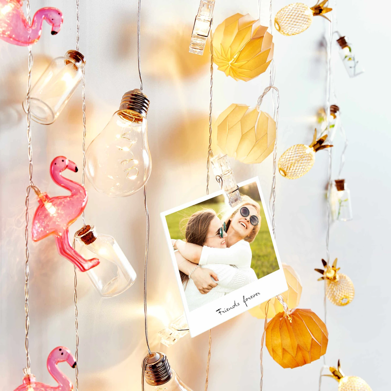 LED-Lichterkette Ananas 10 Lichter mit USB-Batteriefach MIAMI in Gold LED-Lichterkette Ananas 10 Lichter Mit USB-Batteriefach MIAMI In Gold -Butlers butlers led lichterkette ananas 10 lichter mit usb batteriefach miami in gold 5