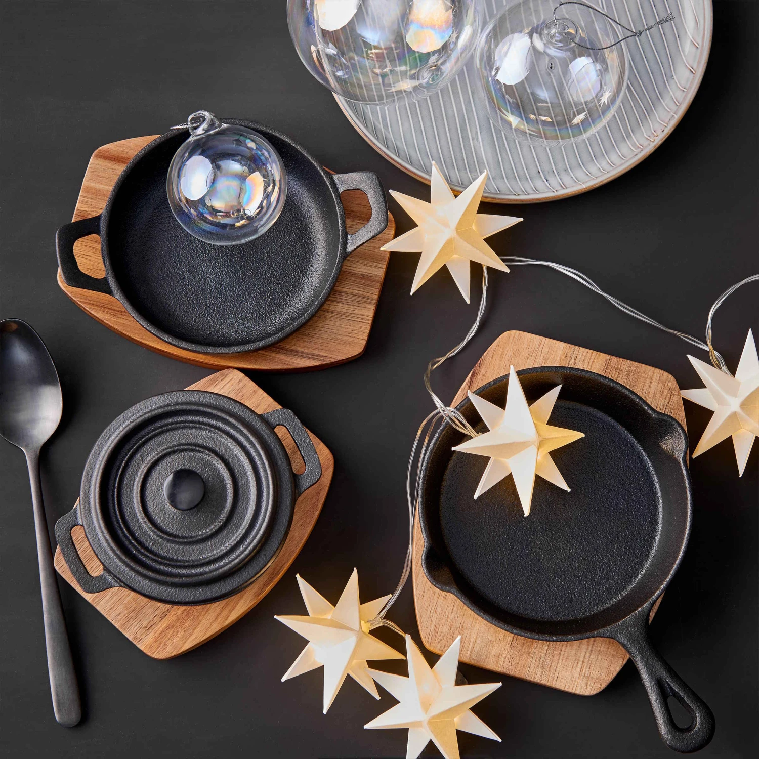 Mini-Serviertopf mit Holzuntersetzer L 14 x B 11cm HOT IRON in Schwarz Mini-Serviertopf Mit Holzuntersetzer L 14 X B 11cm HOT IRON In Schwarz -Butlers butlers mini serviertopf mit holzuntersetzer l 14 x b 11cm hot iron in schwarz 6