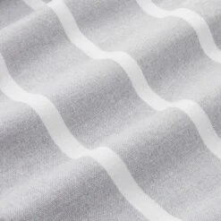 Strandtuch L 200 X B 180cm SURFSIDE In Hellgrau 5 Strandtuch L 200 X B 180cm SURFSIDE In Hellgrau -Butlers butlers strandtuch l 200 x b 180cm surfside in hellgrau 3